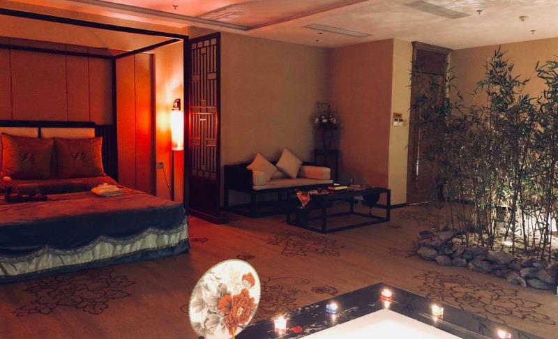 岳麓水疗会所地址电话多少号码啊