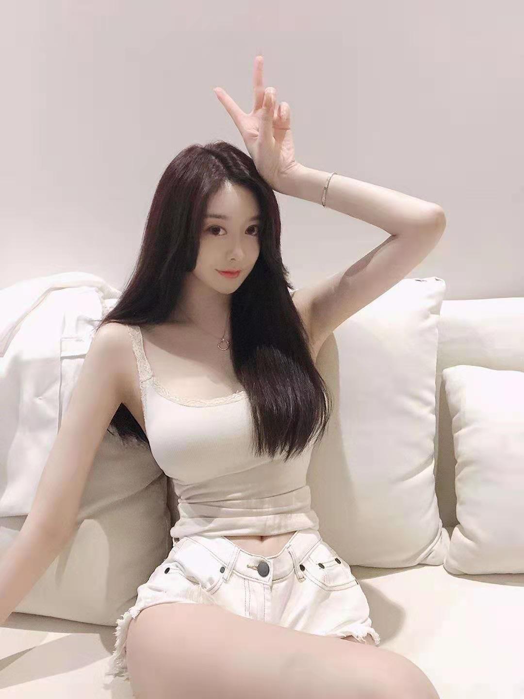 岳麓山上吃饭的会所叫什么来着