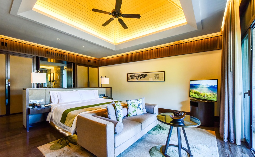 芙蓉酒店洗浴电话多少号码啊